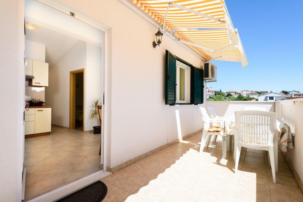 Apartmani Beran Seget Vranjica Exterior photo